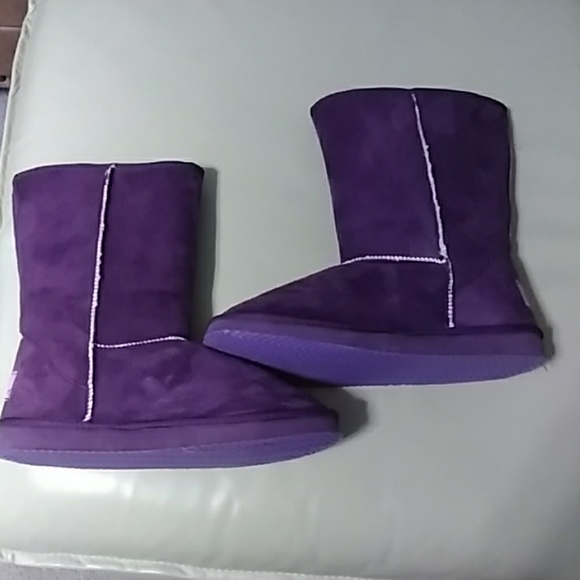 Make offer! Purple pawprint boots Make an offer!! - Picture 2 of 8